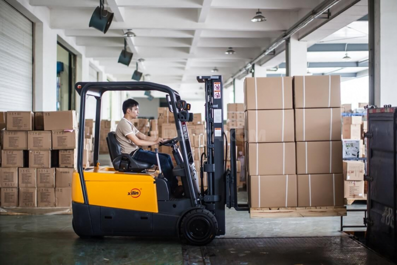 Электропогрузчик Xilin CPD20SA-20, трехопорный