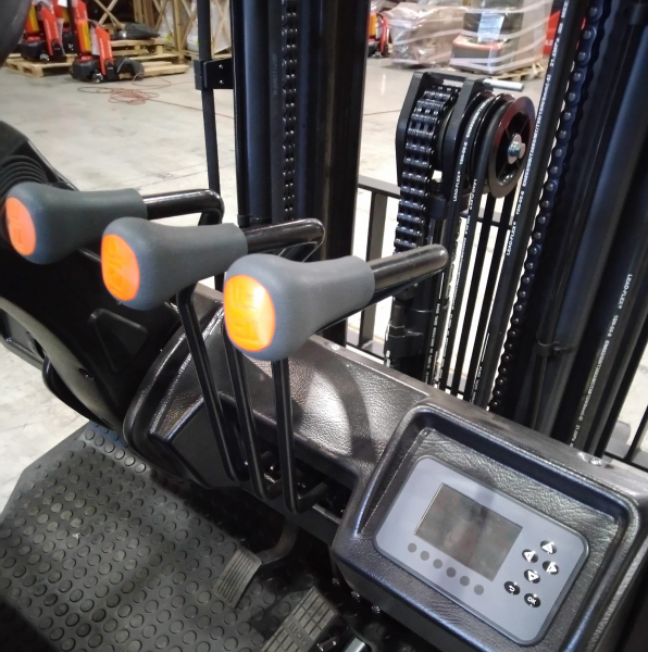 Электрический вилочный погрузчик FE4P14QC Duplex mast (Литий 412Ач, В-5000мм) HV Market