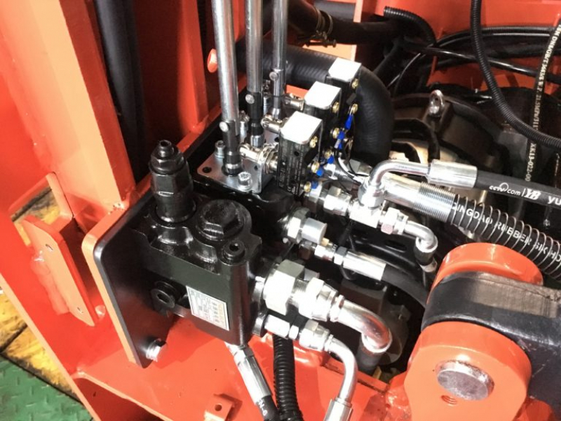 Электрический вилочный погрузчик FE4P16N Duplex mast (Свинц-кислот 500Ач, FFL, В-2500мм) HV Market