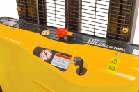 Штабелер электрический самоходный ESL122 (1200 кг, 3,6 м, li-ion 24В / 80Ач) SMARTLIFT (SMART) HV Market