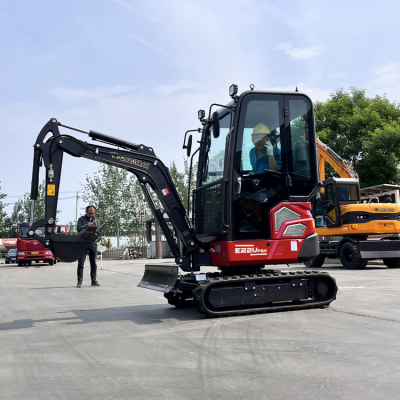 Мини-экскаватор QUADTRAC E22U PRO (2.2т, кабина, A/C, квикаплер, бур, 3 ковша) HV Market