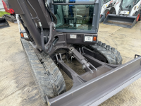 Мини-экскаватор QUADTRAC EX60 (6 т, кабина, А/С, квикаплер, поворотная стрела) HV Market