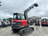 Мини-экскаватор QUADTRAC EX60 (6 т, кабина, А/С, квикаплер, поворотная стрела) HV Market