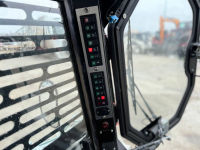 Мини-погрузчик XTRAC S12 (1250 кг 2 скорости HI HLOW) HV Market