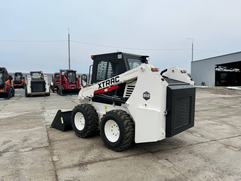 Мини-погрузчик XTRAC S12 (1250 кг 2 скорости HI HLOW) HV Market