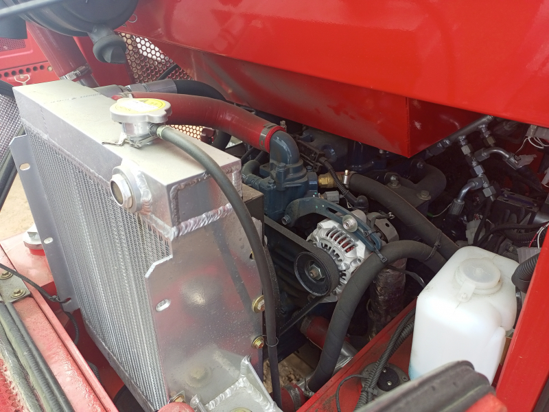 Мини-погрузчик QUADTRAC WL40T (800 кг, телескопическая стрела 3800 мм) HV Market