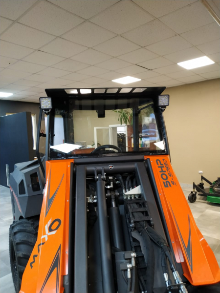 Мини-погрузчик CASTLOADERS MAXO 50 (Шины Тракторные) HV Market