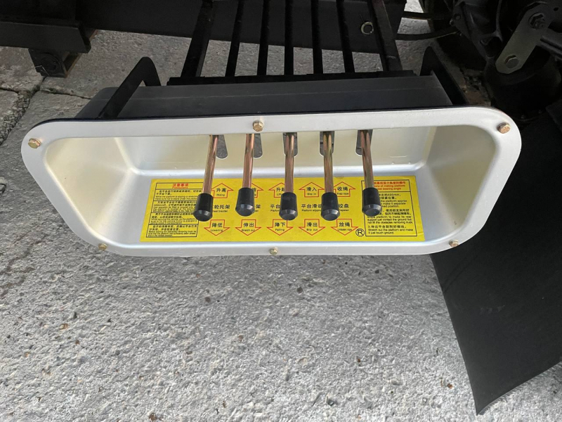 Эвакуатор ISUZU ELF NPR 190 л.с. 7 тонн HV Market