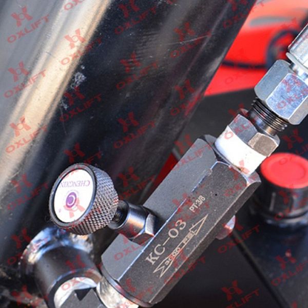 Гидравлический подъемный стол OX NY-400 OXLIFT 4000 кг 1000 мм 1700/1200 мм