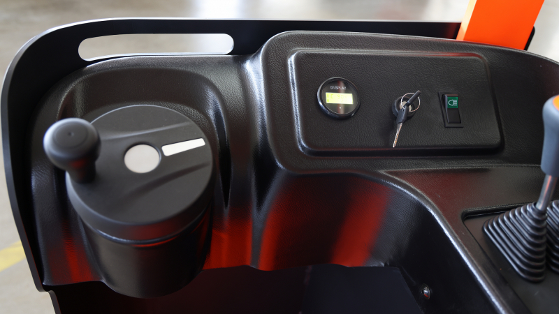 Ричтрак с кабиной сидя OXLIFT MF15 6000 мм 1500 кг HV Market